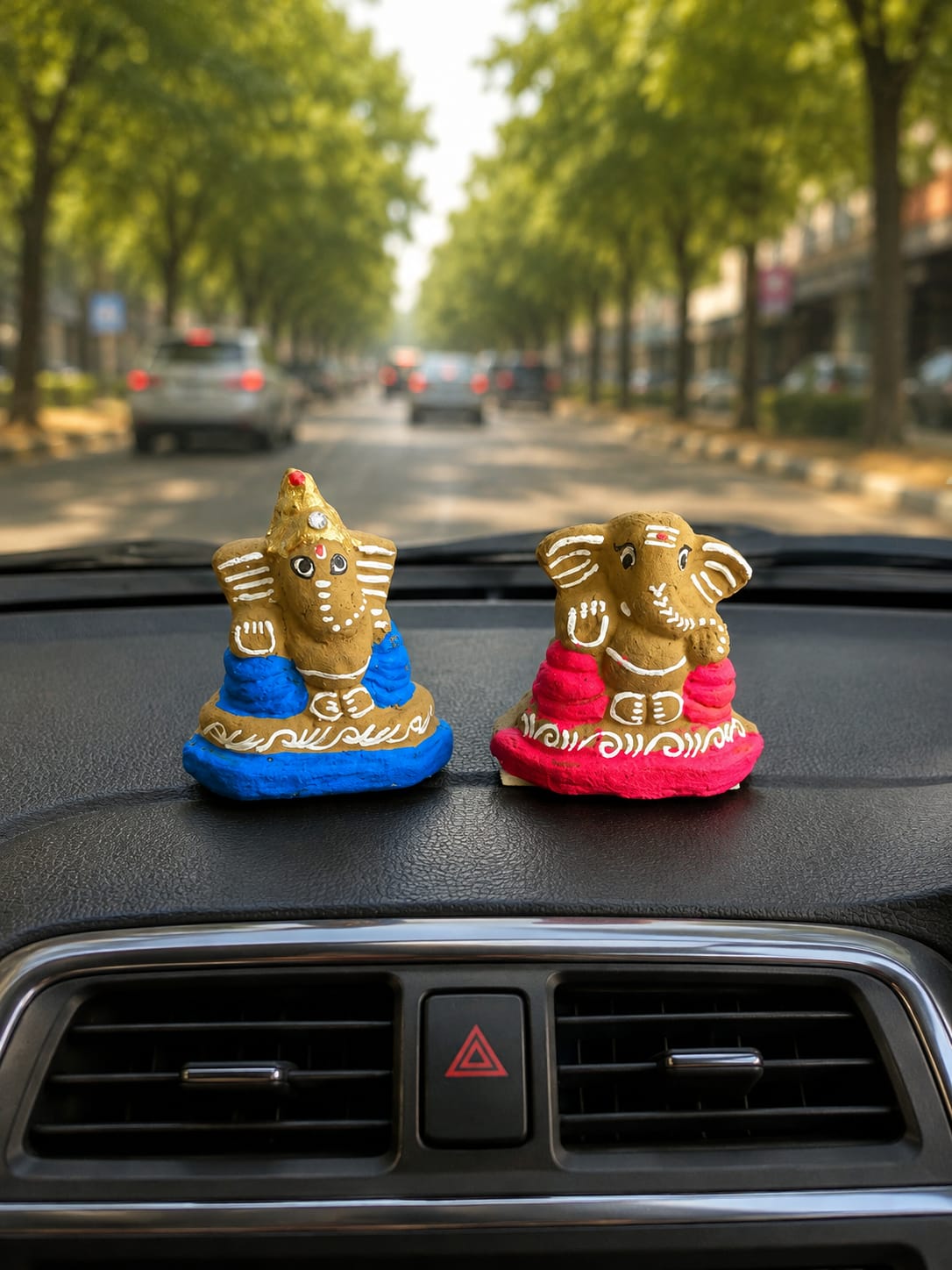 Gomay Ganesh Car Dashboard Idol (2 Inch) – Handcrafted Eco-Friendly Cow Dung Idol